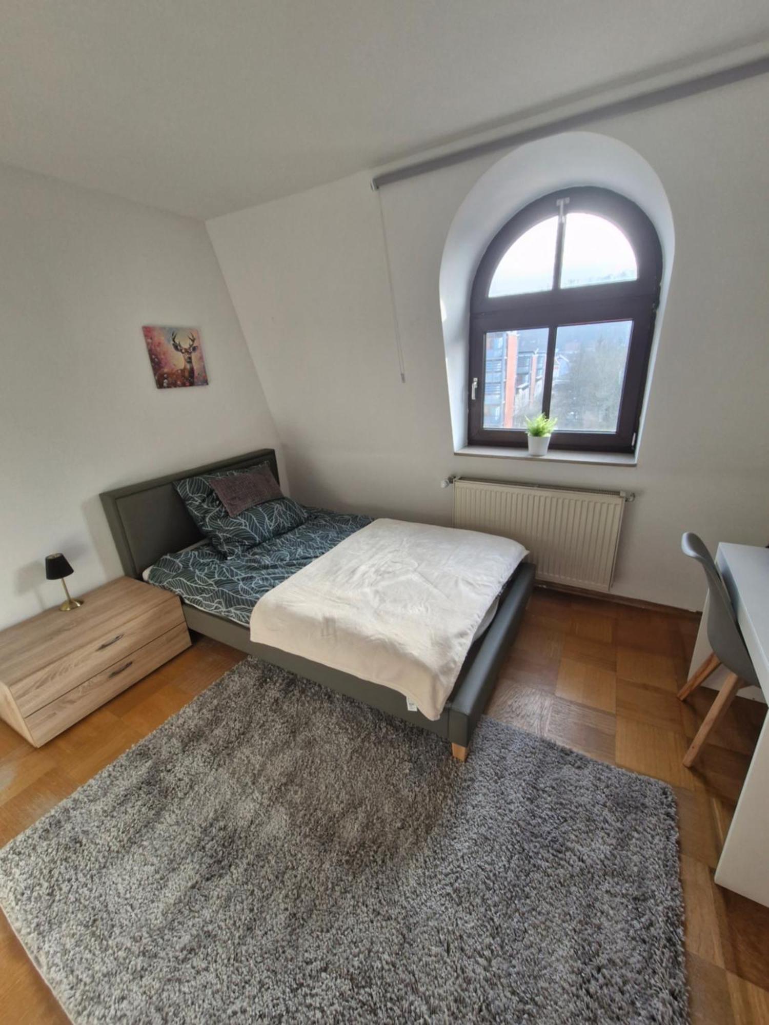 Stadtvilla Zimmervermietung 하이덴하임안데어브렌츠 객실 사진